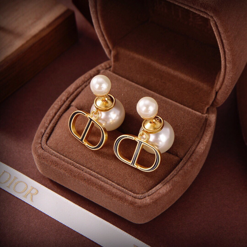 D*or earrings-261