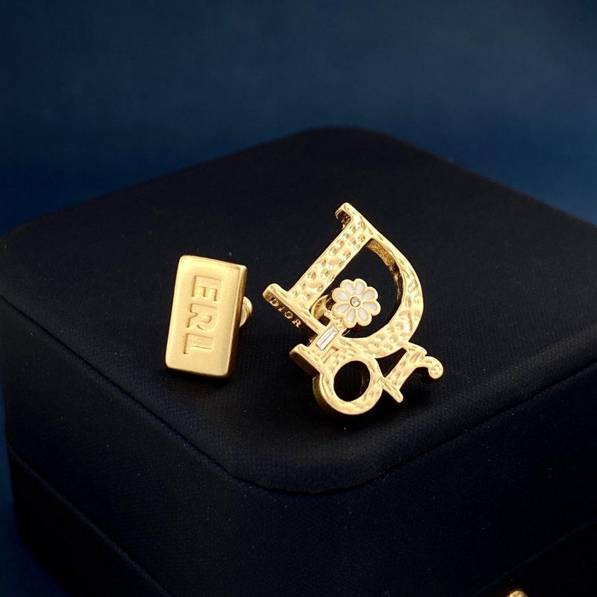 D*or earrings-159