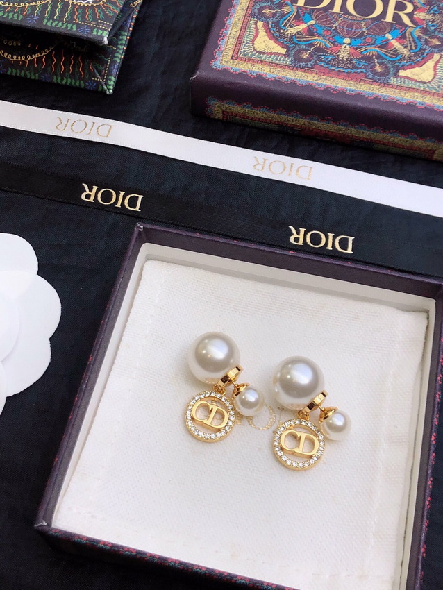 D*or earrings-007