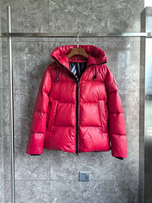 Can*a Go*e coat-322