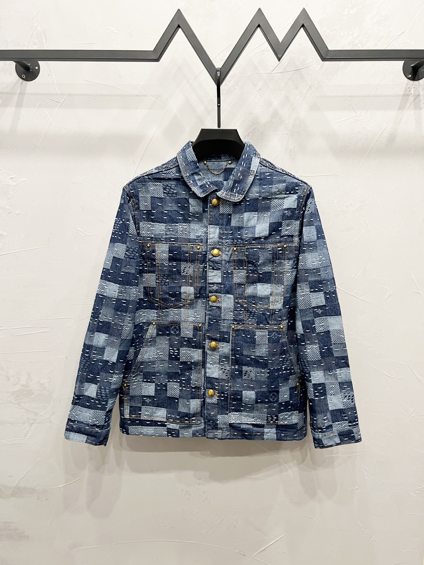 LV Jacket-029