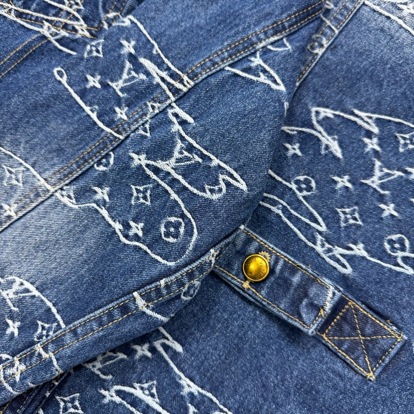 LV Jacket-034