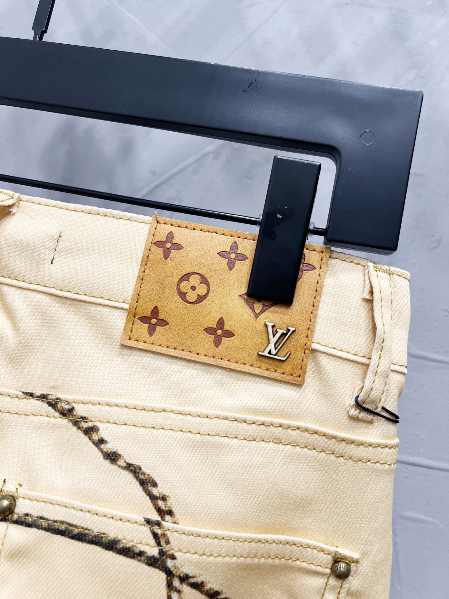 LV Jeans-039