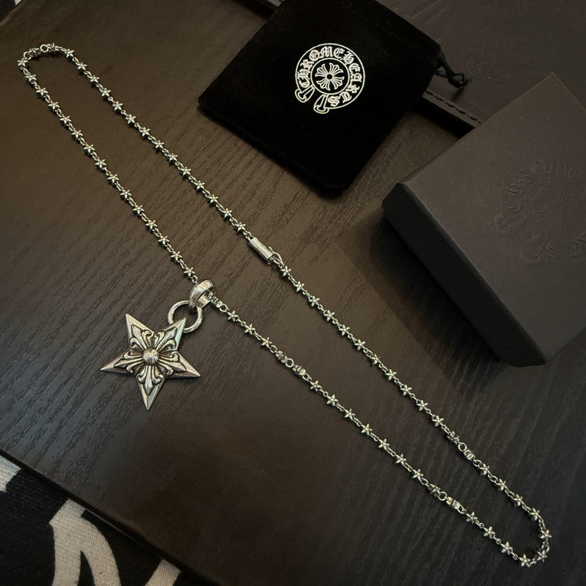 Ch*0me heart necklace-124