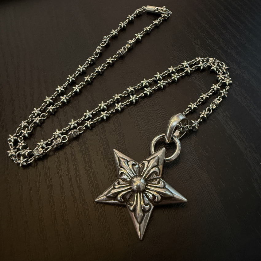 Ch*0me heart necklace-124