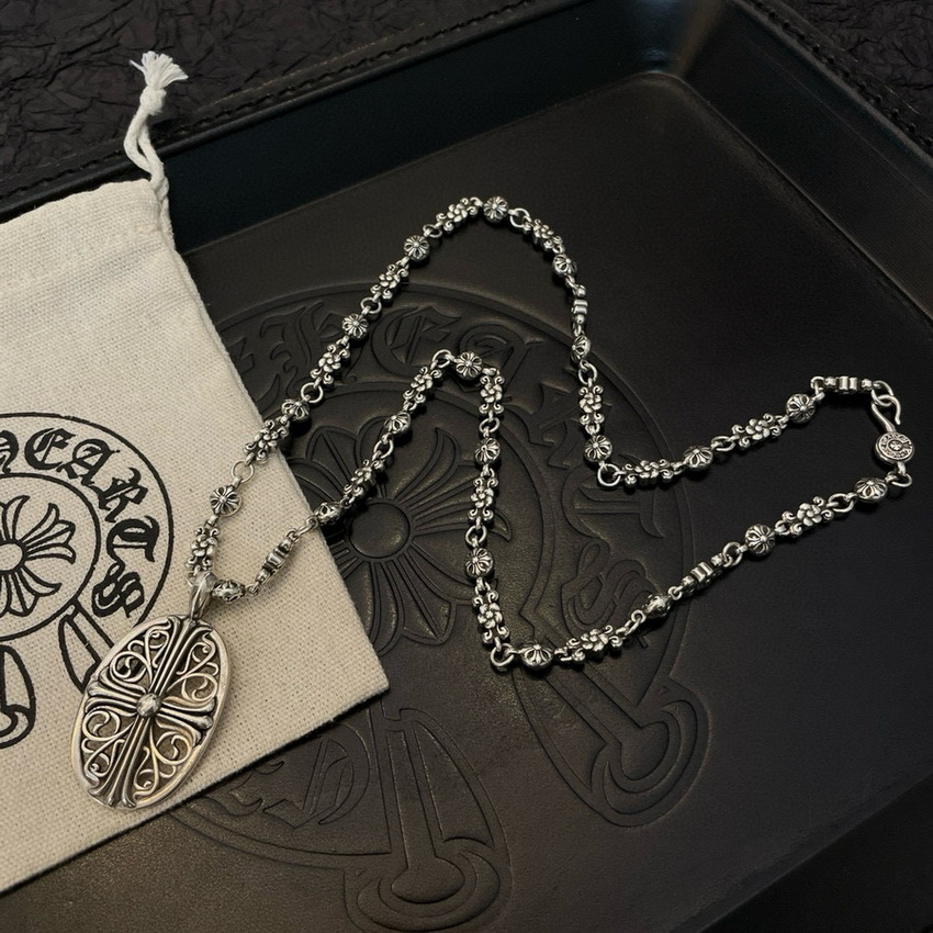 Ch*0me heart necklace-127