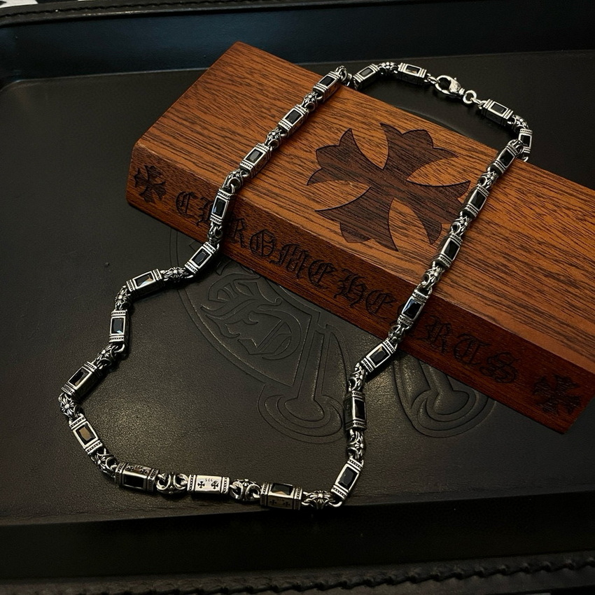 Ch*0me heart necklace-129