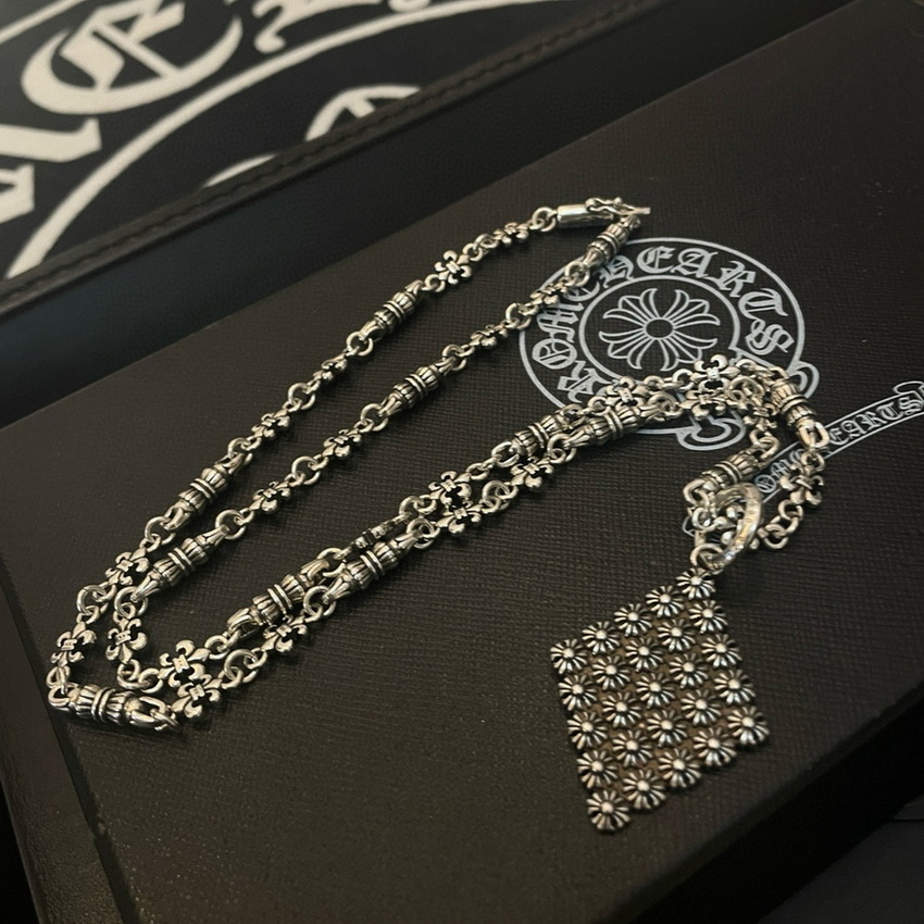 Ch*0me heart necklace-133