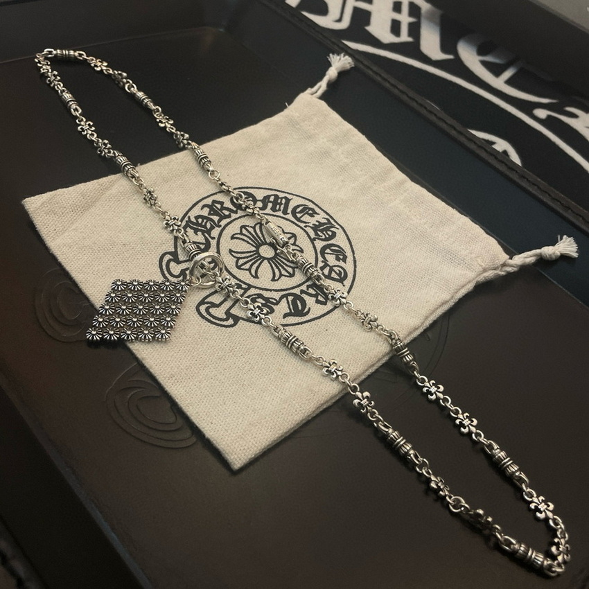Ch*0me heart necklace-133