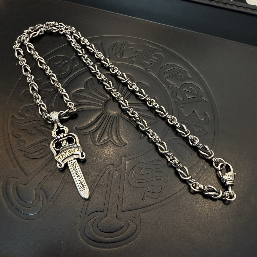 Ch*0me heart necklace-139