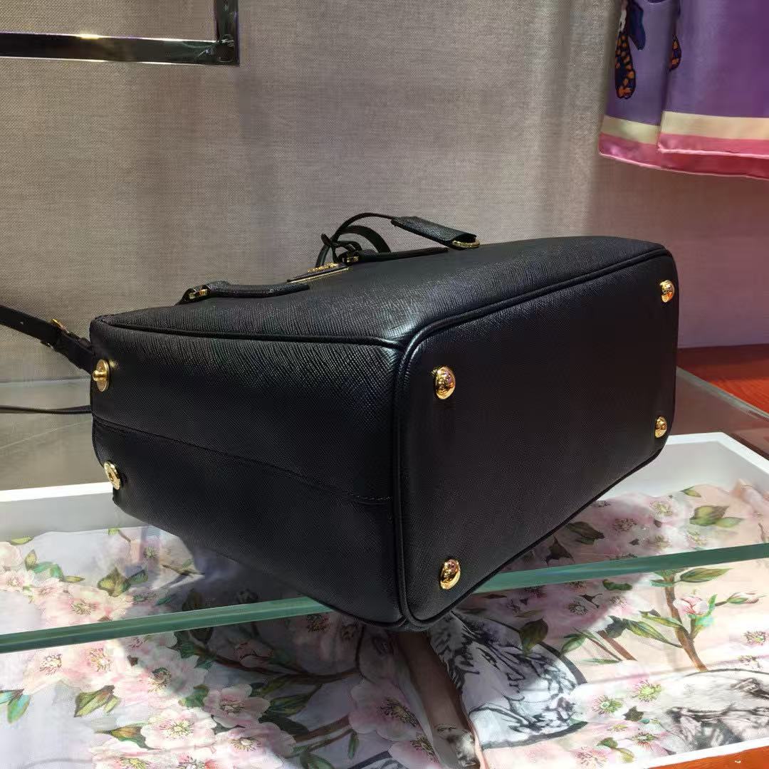 Pra*a handbags aaaa(women)-012