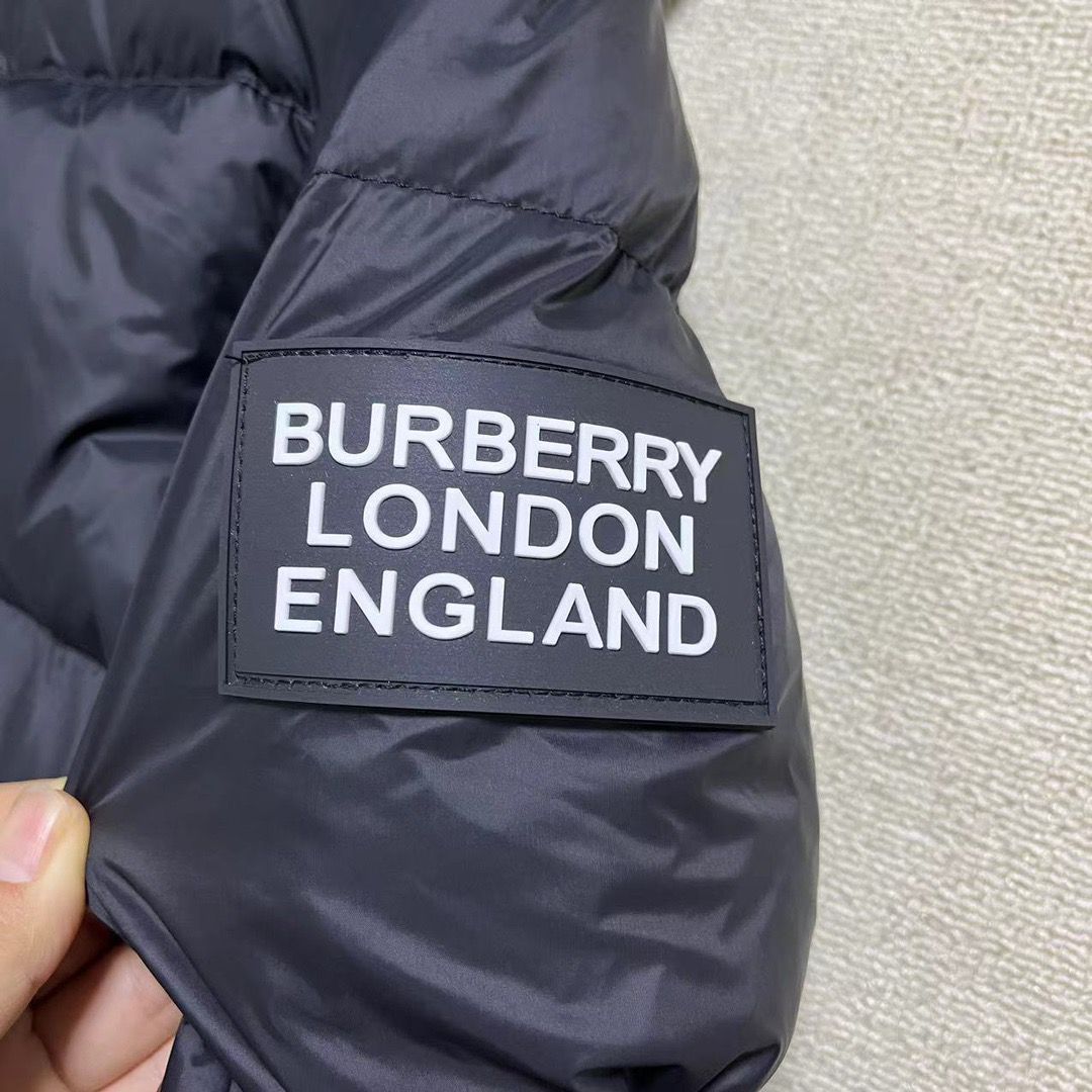 B**rry coat-001