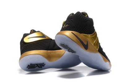 Kyrie 2-024