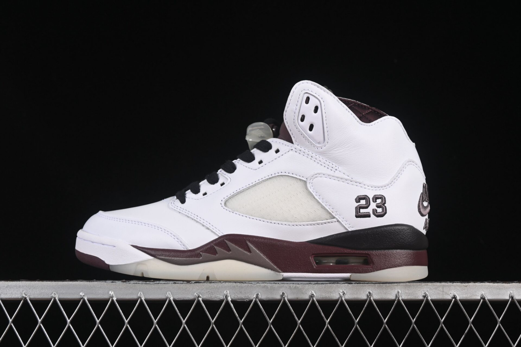 UA Air Jordan 5 Retro