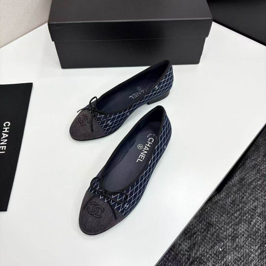 UA Ch**el BALLET FLATS