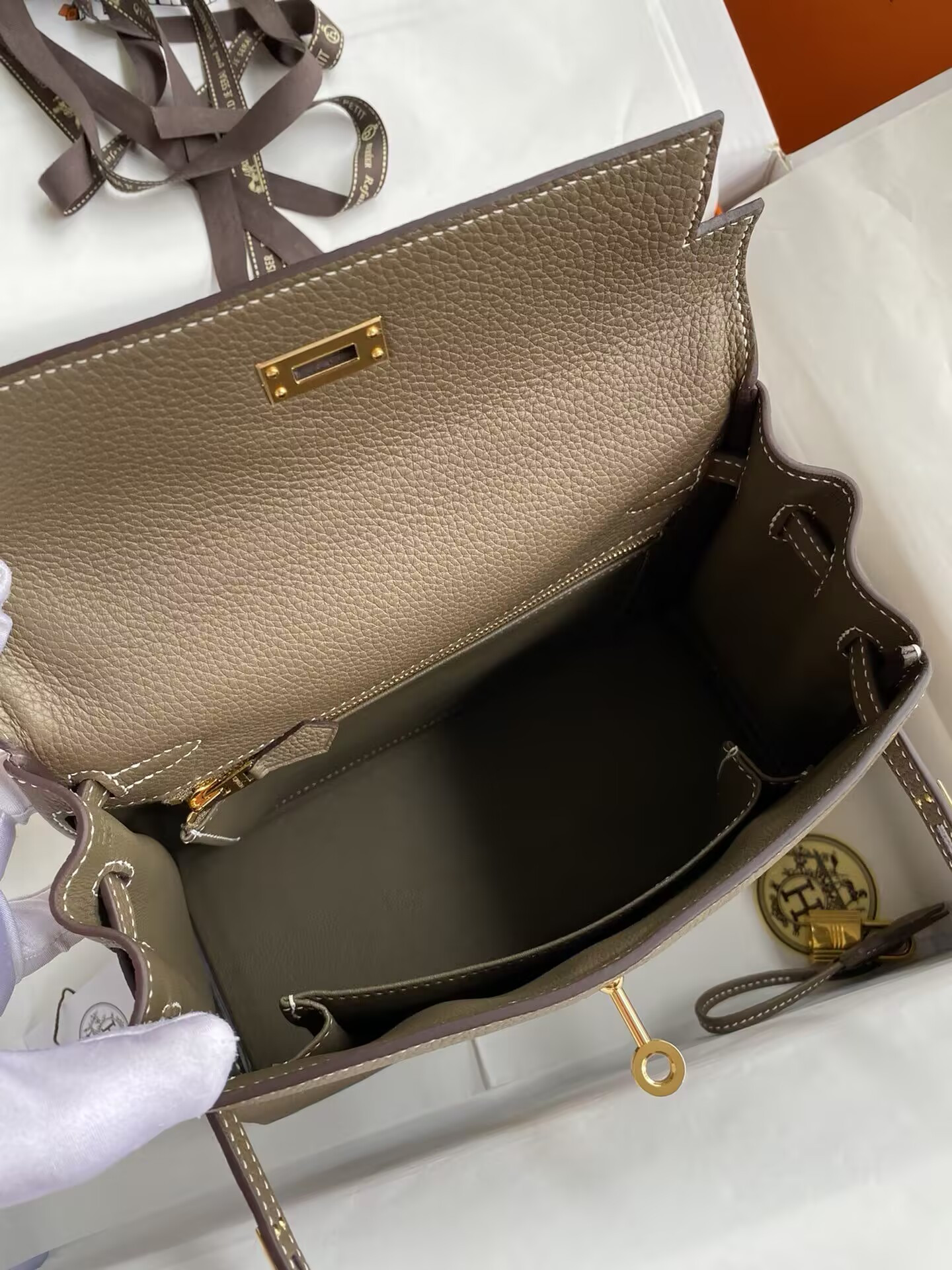 H**me5 Kelly Gold-tone Hardware 25 28