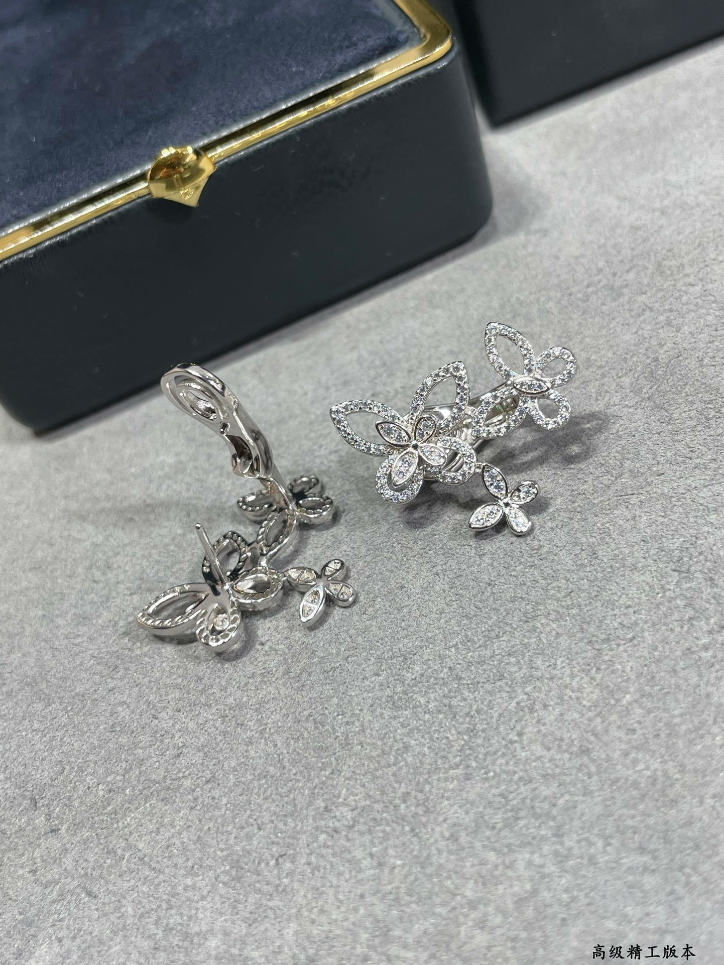 Graff Butterfly Earrings Ag925