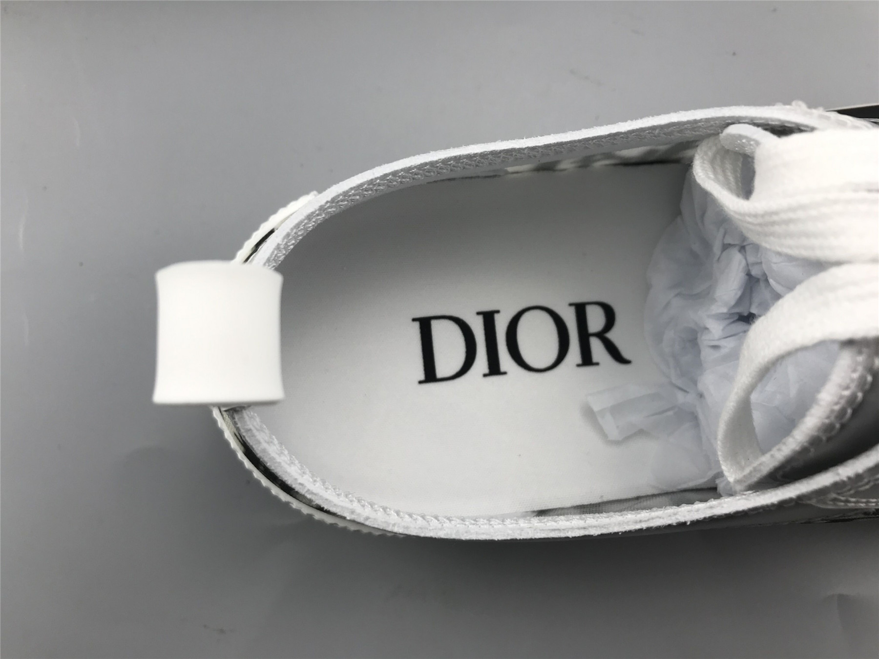 UA D10r B23 LOW TOP LOGO OBLIQUE