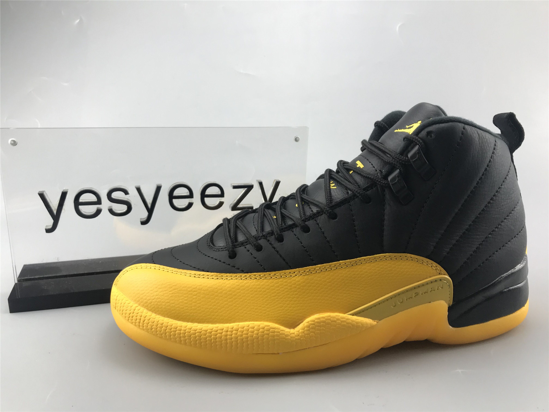 UA AIR JORDAN 12 "UNIVERSITY GOLD"