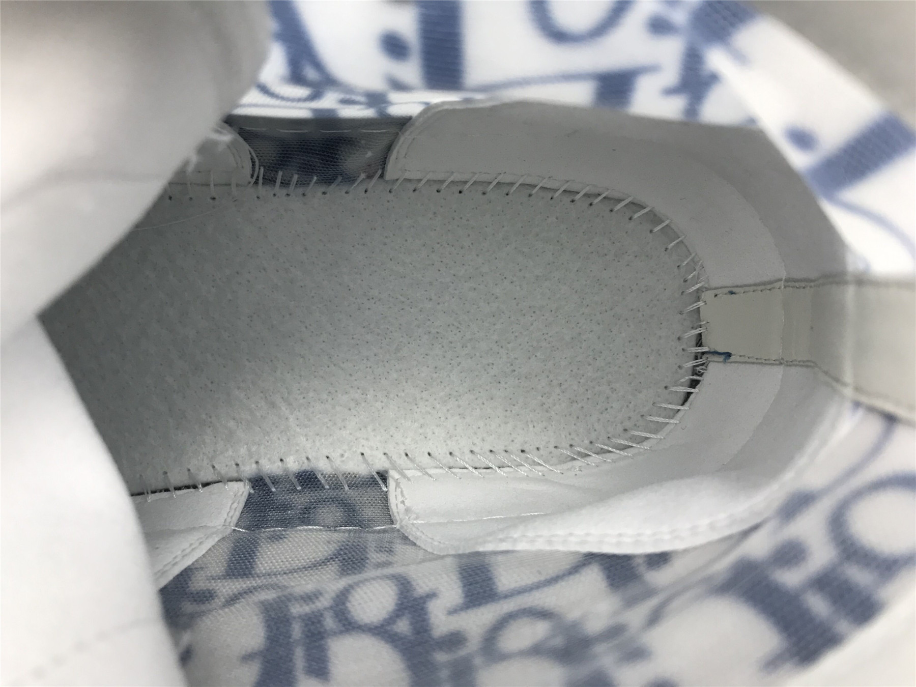 UA D10r B23 HIGH TOP BLUE OBLIQUE