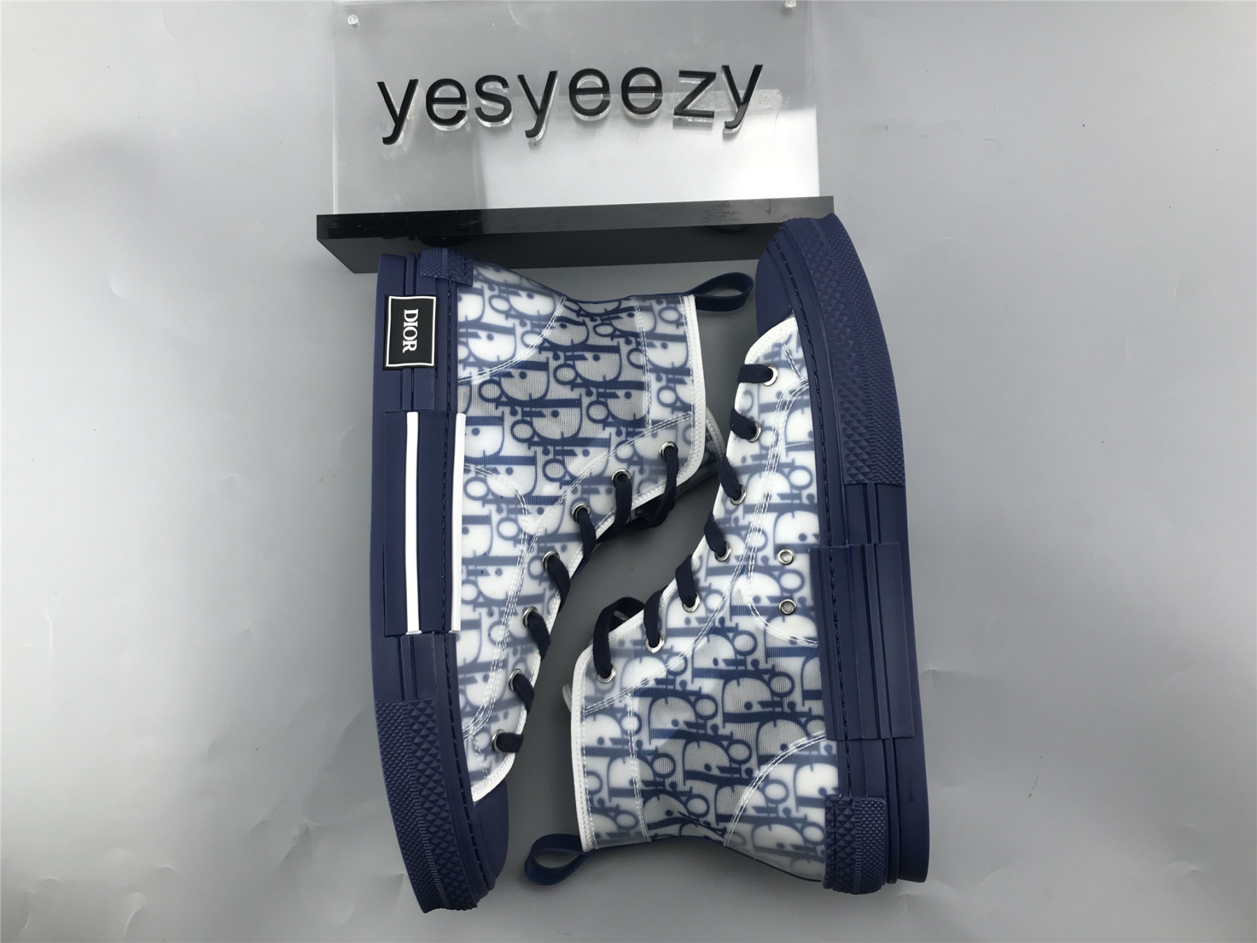 UA D10r B23 HIGH TOP BLUE OBLIQUE