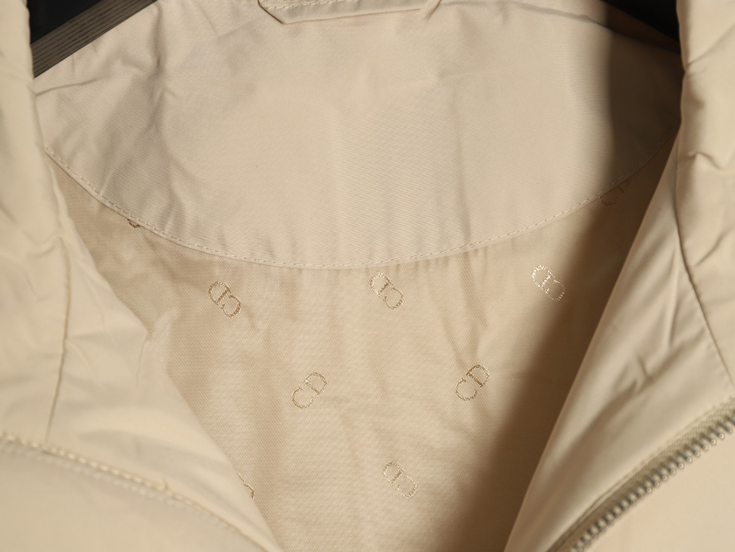 D10r Vest