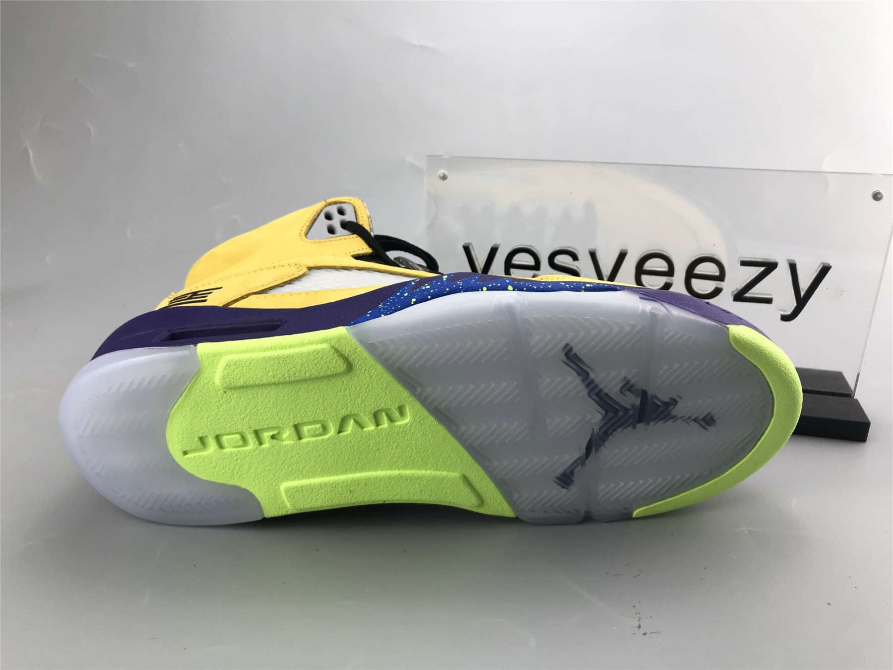 UA AIR JORDAN 5 RETRO "WHAT THE"