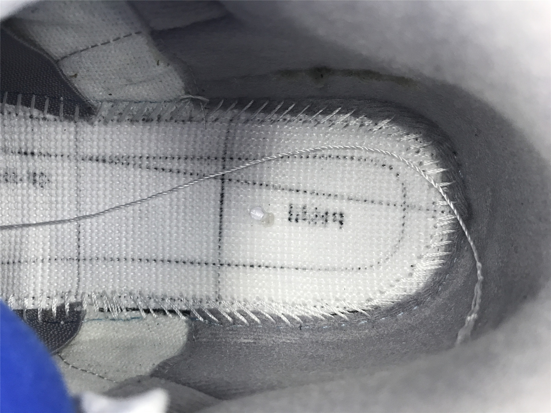 UA AIR JORDAN 3 RETRO 