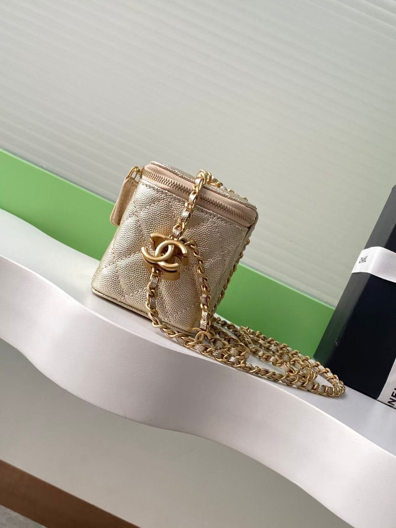 Ch**el Vanity With Chain 9.5x17x8cm
