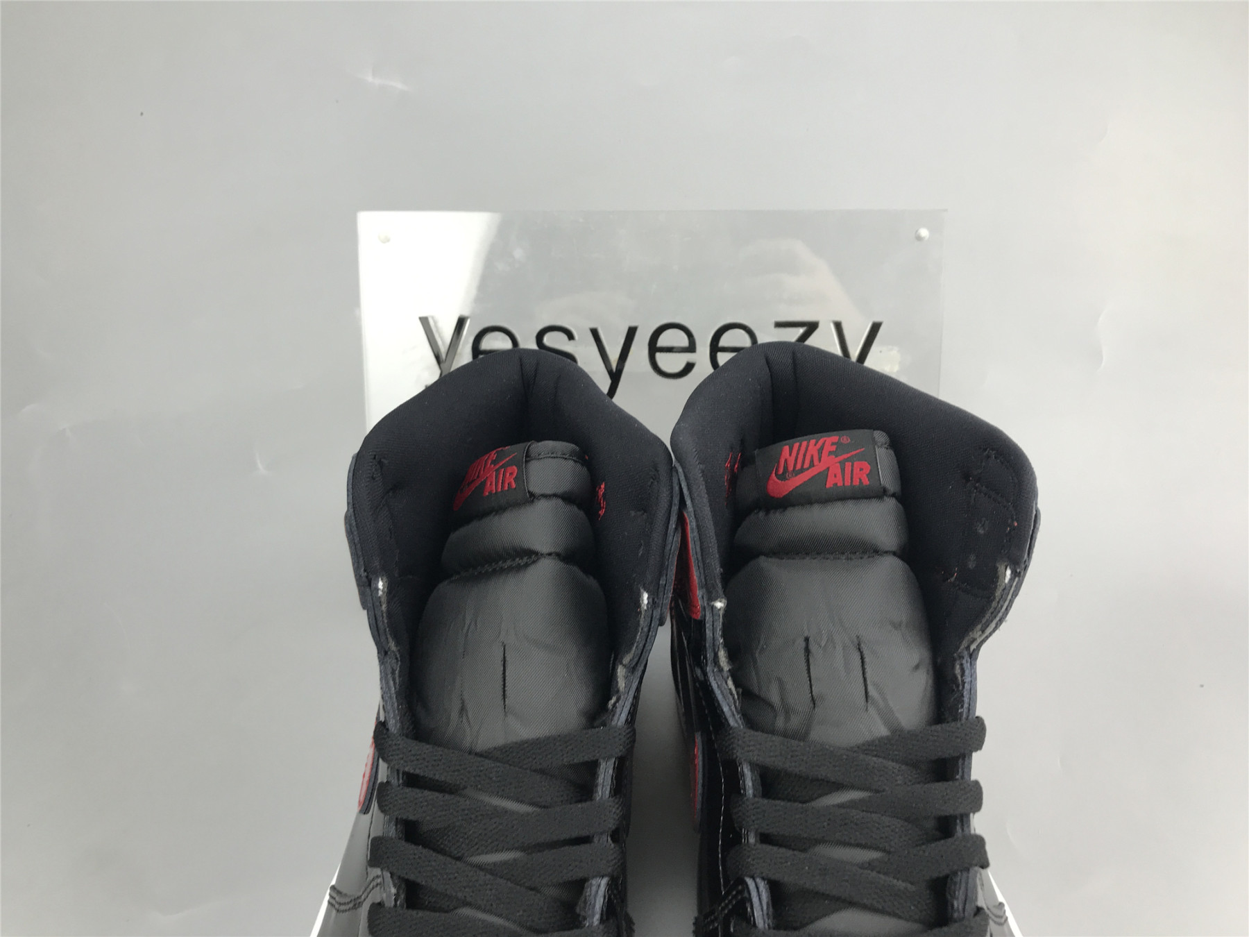 UA AIR JORDAN 1 RETRO HIGH OG PATENT 