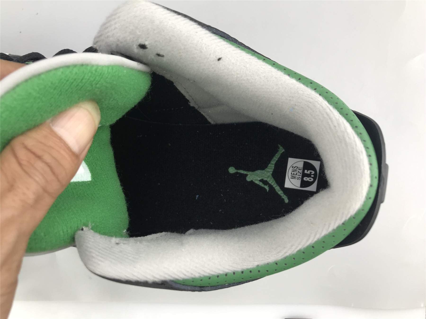 UA AIR JORDAN 3 â€œPINE GREENâ€