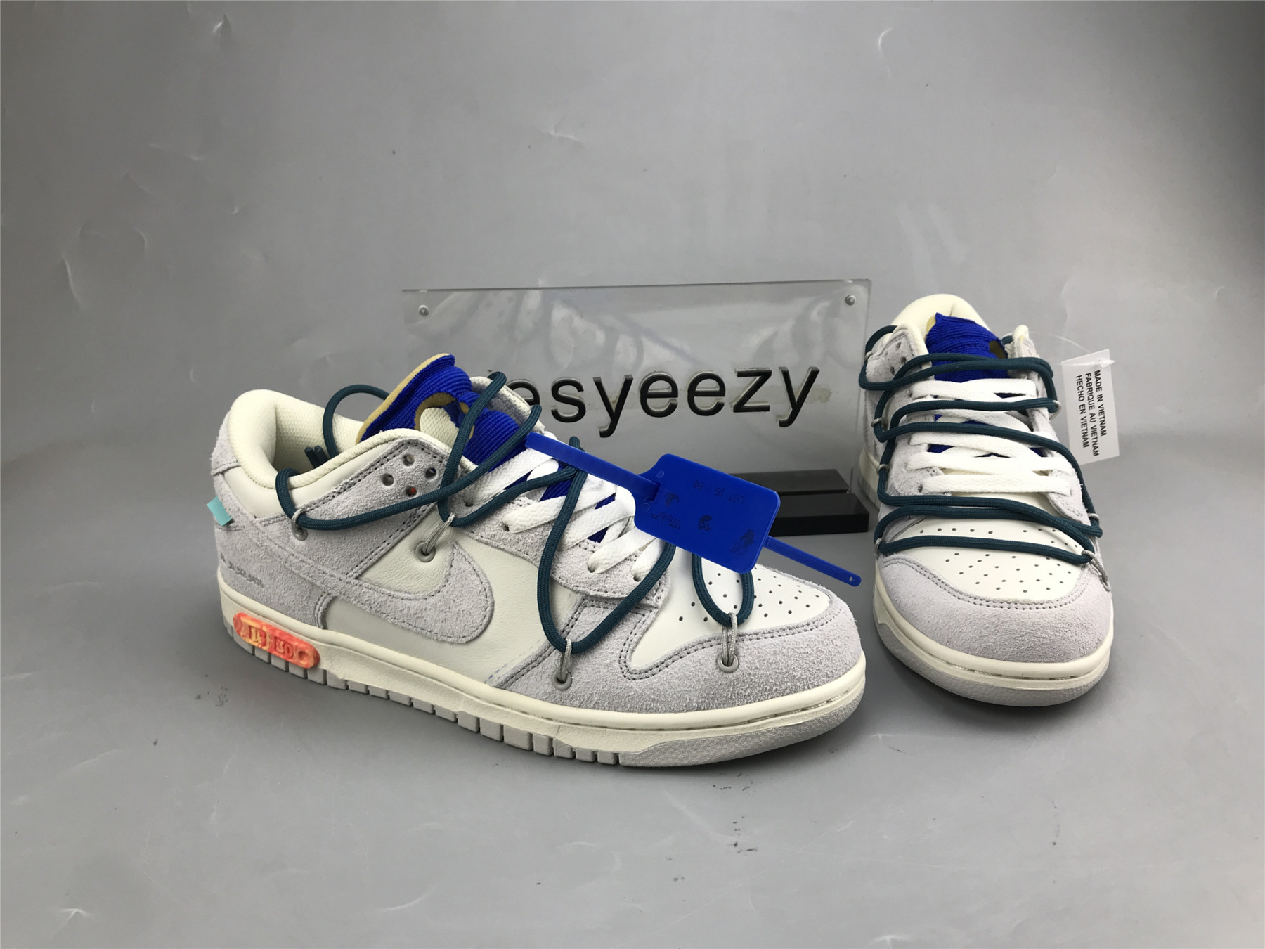 UA NIKE OFF-WHITE X DUNK LOW 
