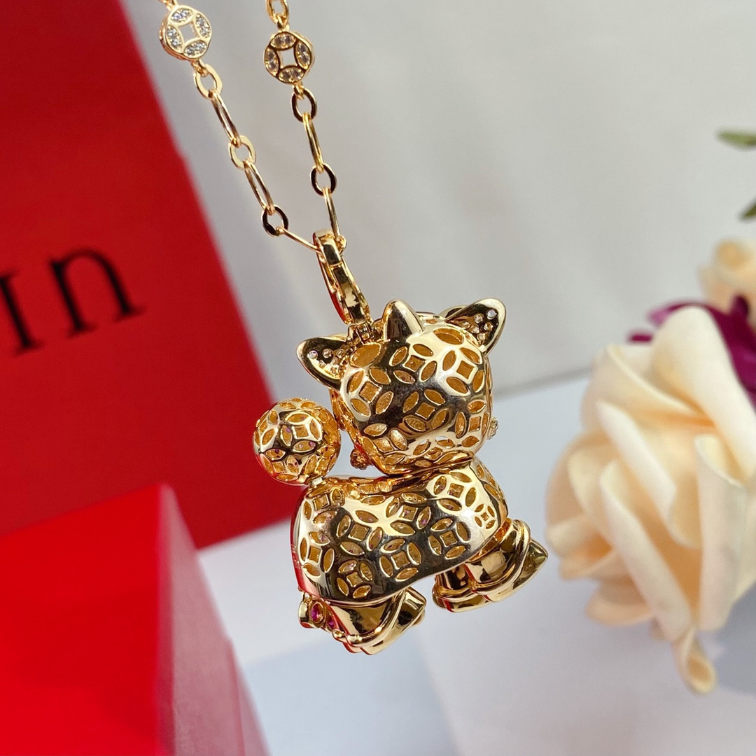 Qeelin Dancing Lion Pendant Necklace