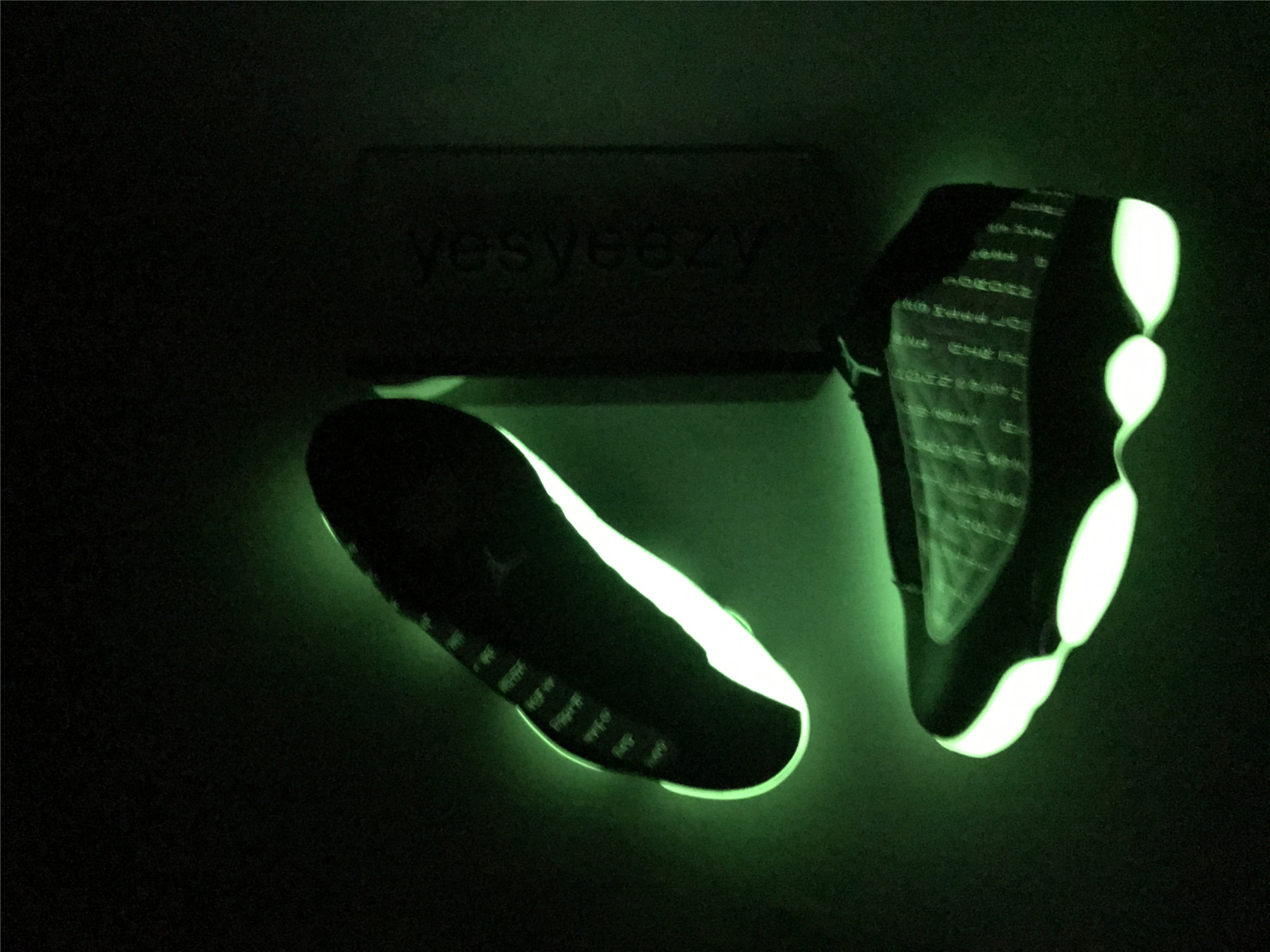 UA AIR JORDAN 13 RETRO LOW 