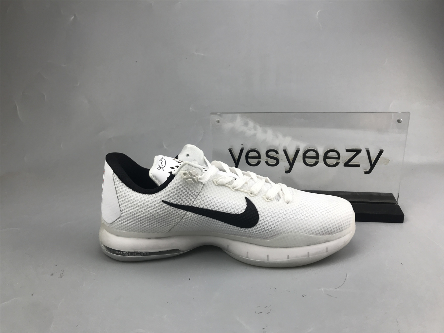 UA NIKE KOBE 10 