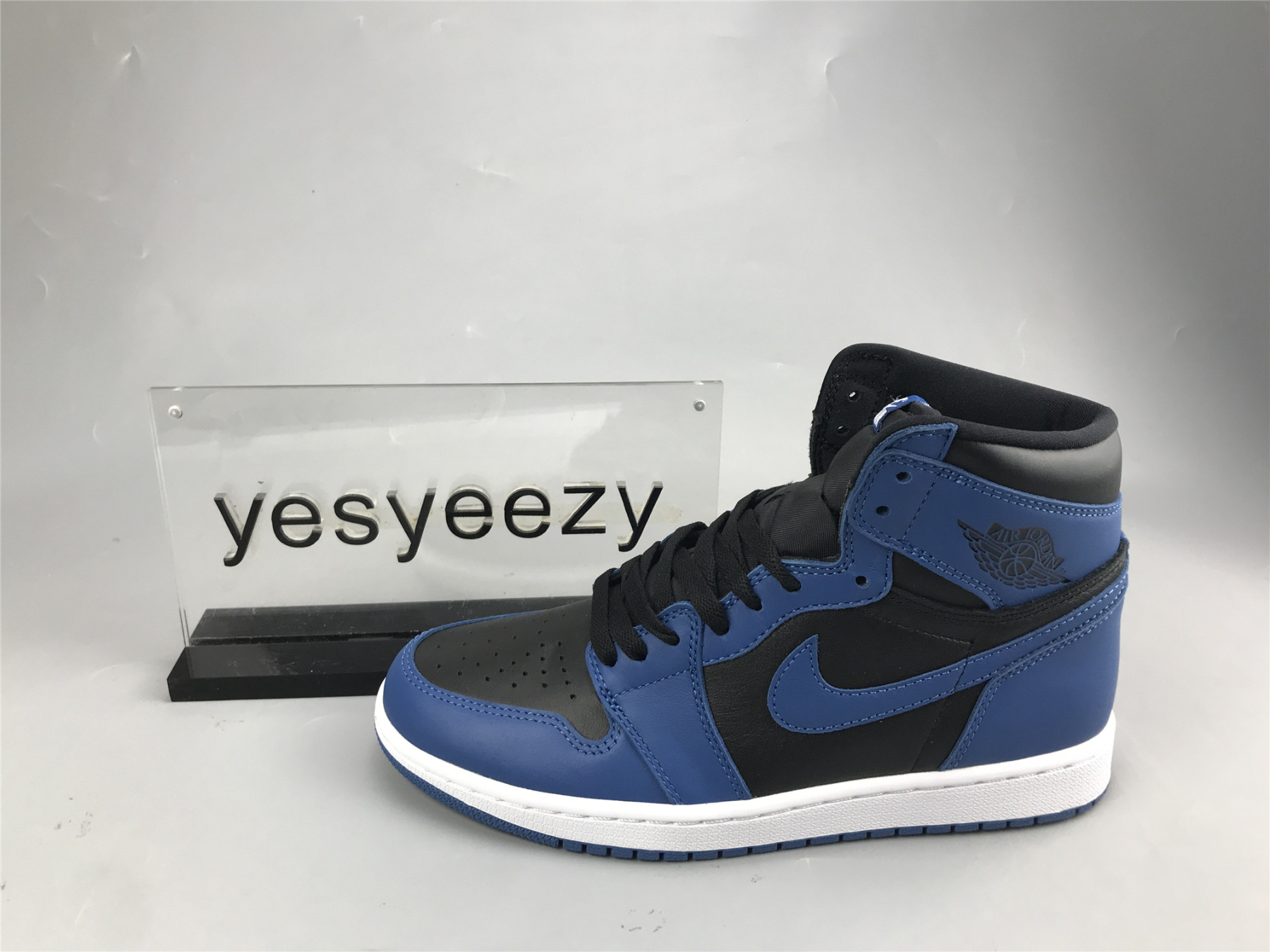 UA AIR JORDAN 1 RETRO HIGH OG 