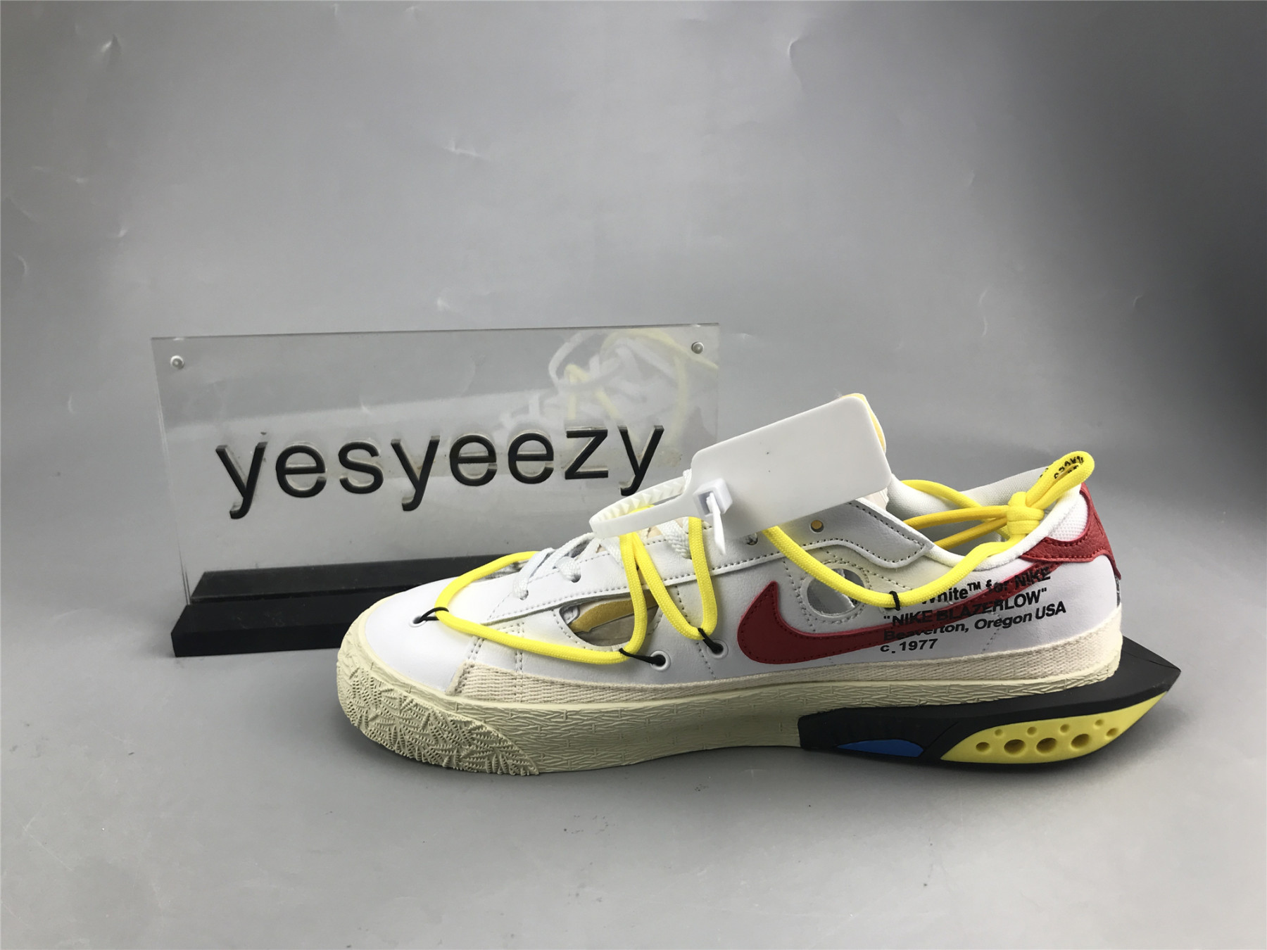 UA OFF-WHITE X BLAZER LOW 