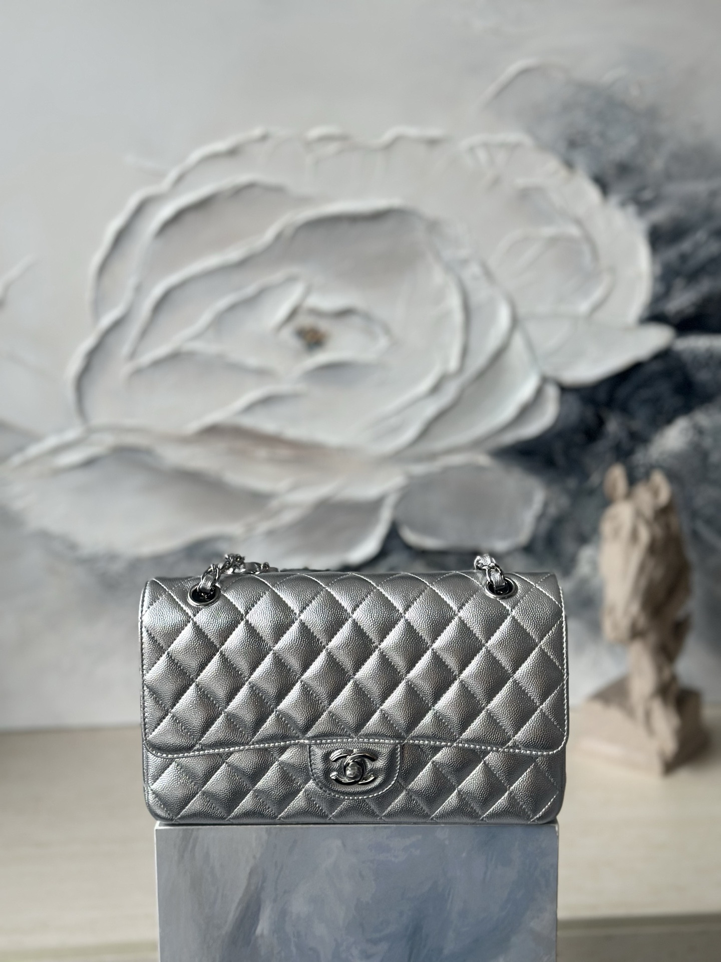 Ch**el Flap Bag Pearlescent Silver AS1112 25.5x15.5x6cm