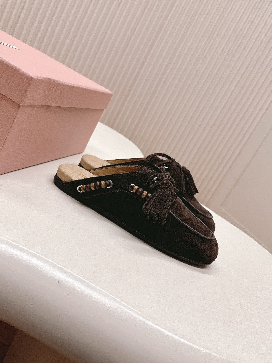 ua M1v M1v tassel mules