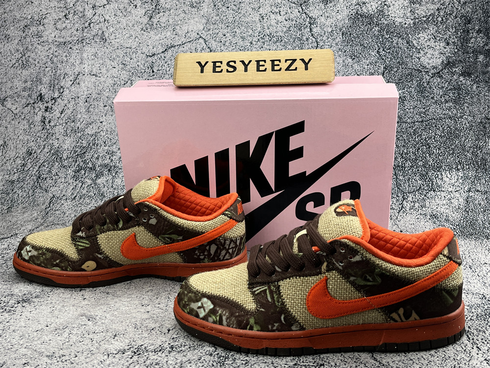 UA DUNK LOW PRO SB 'HUNTER REESE FORBES'