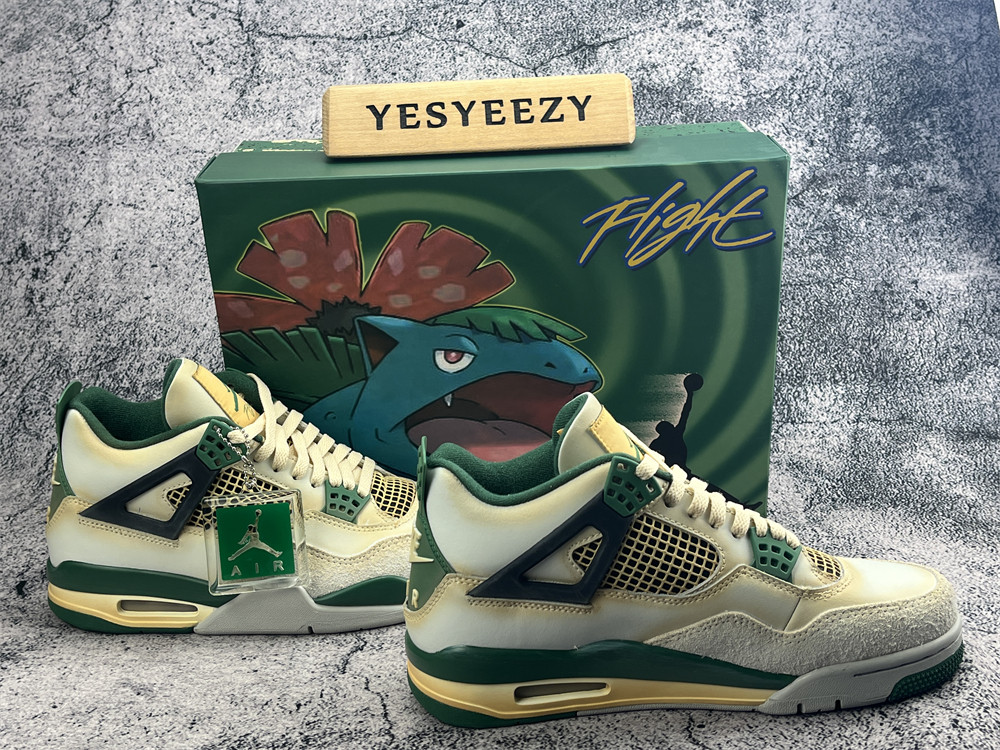 UA WMNS AIR JORDAN 4 2024