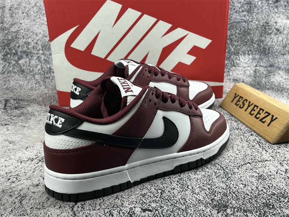 UA DUNK LOW RED