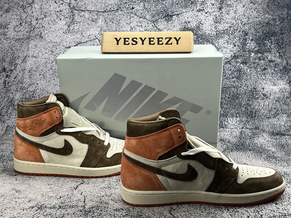 UA WMNS AIR JORDAN 1 RETRO HIGH OG 