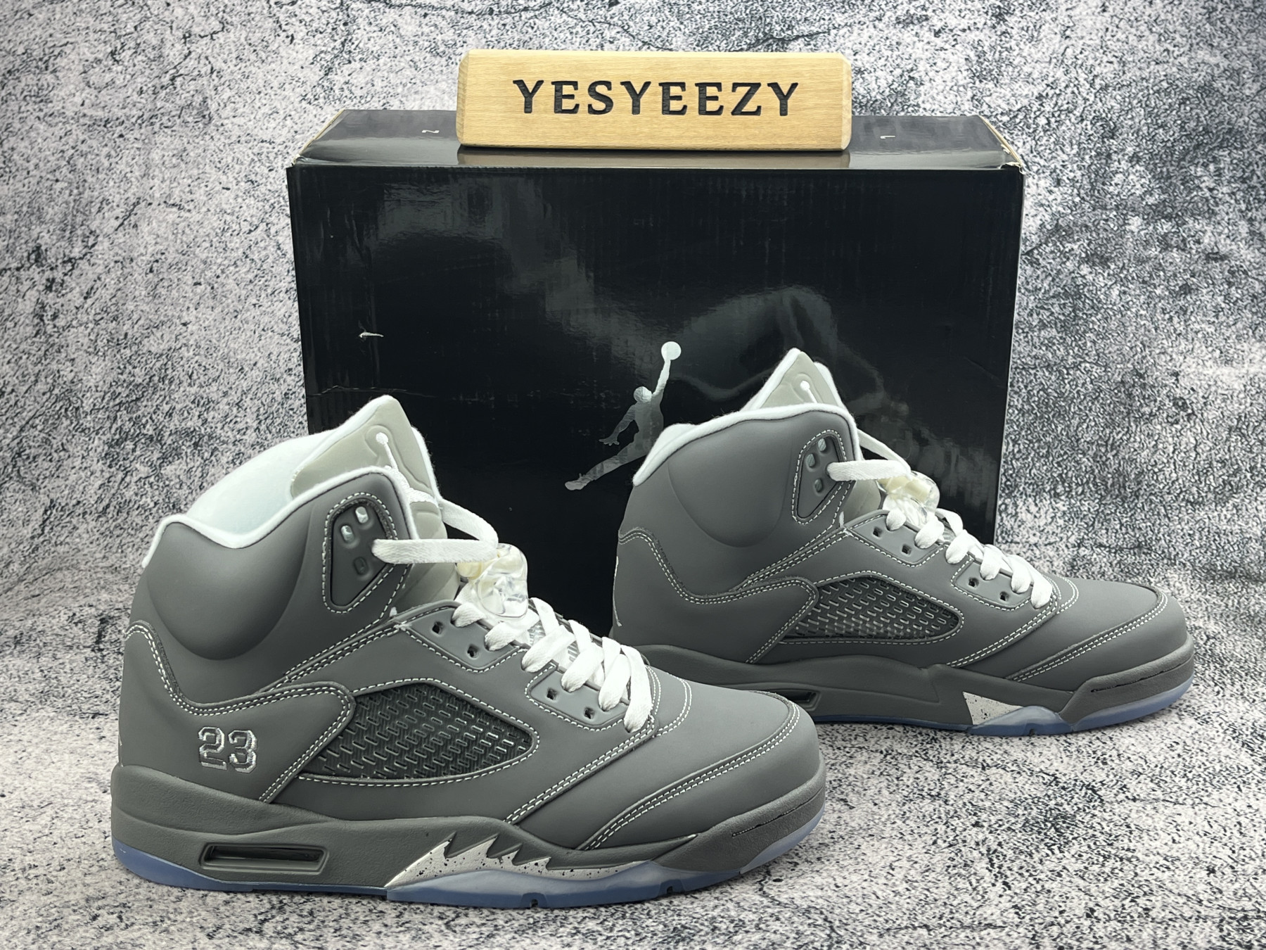 UA Jordan 5 Retro