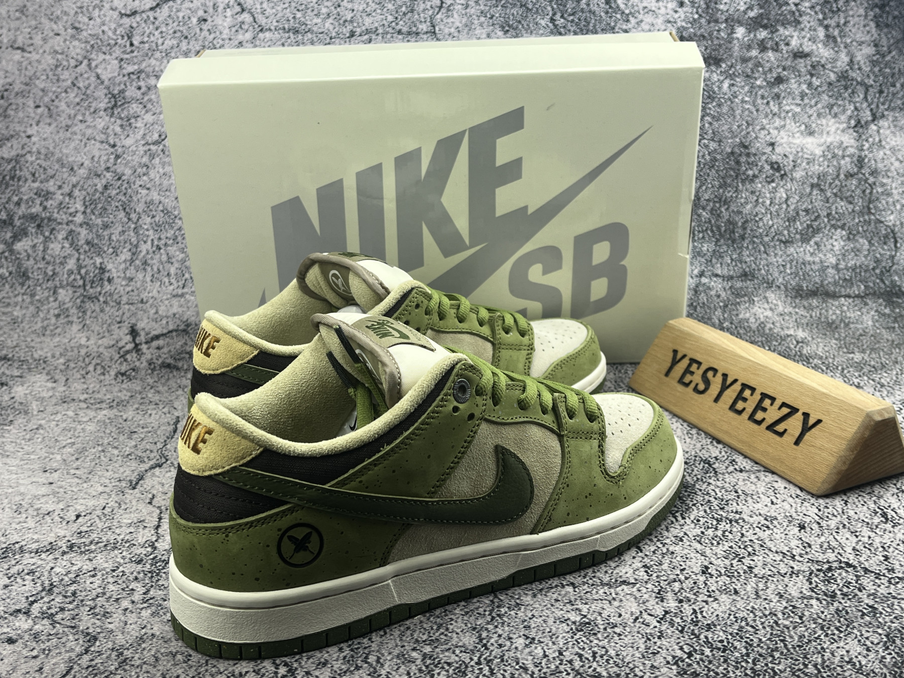 UA Nike SB Dunk Low