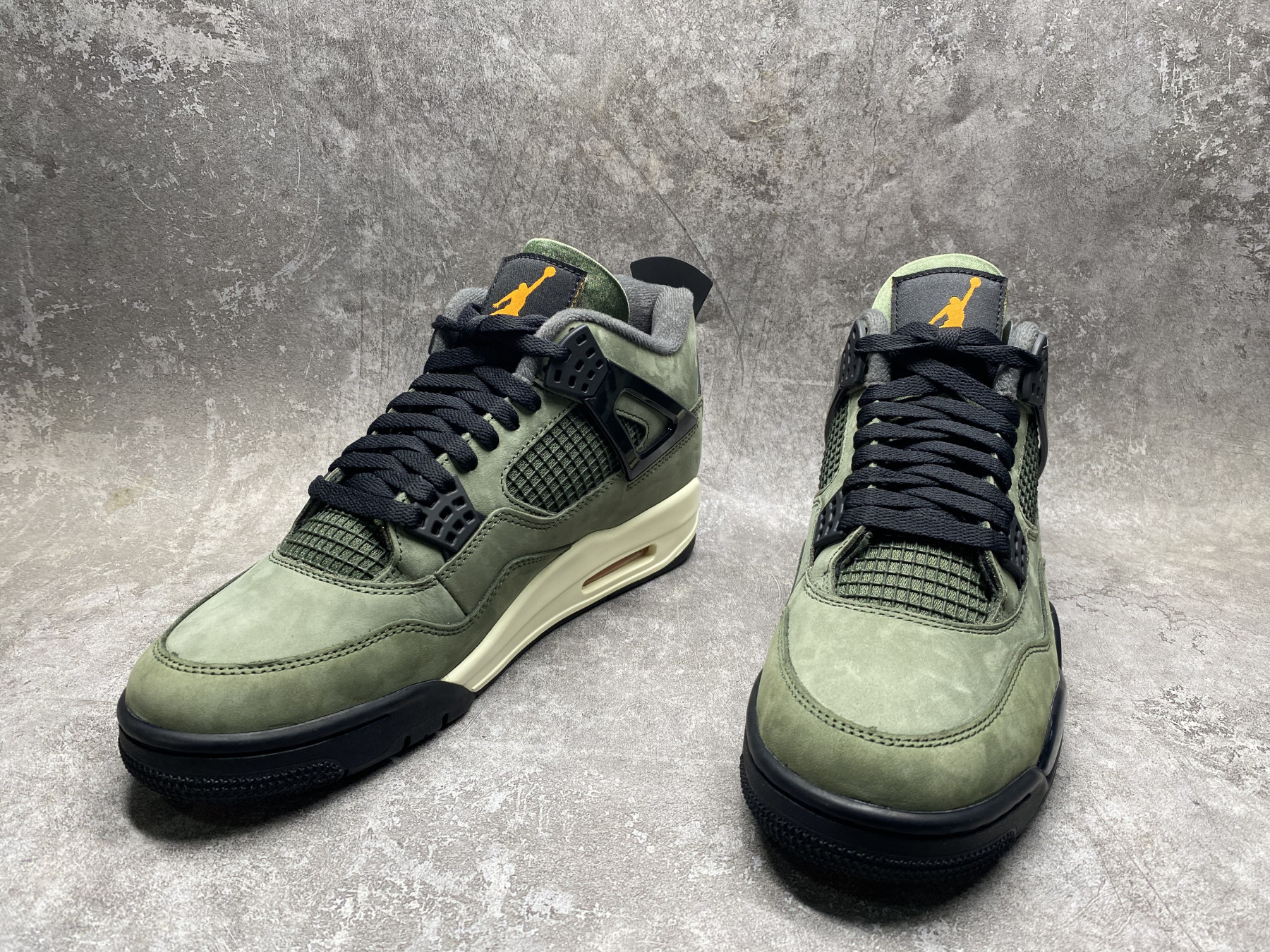 UA Jordan 4 Retro