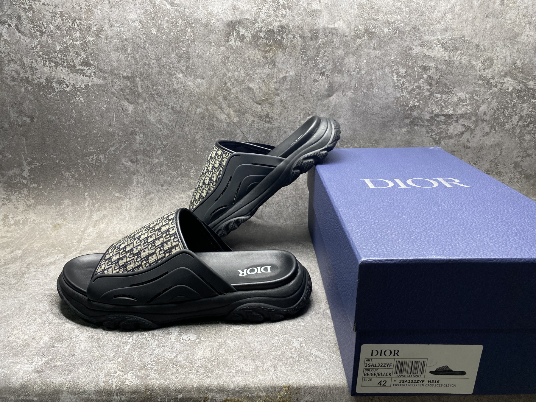 UA D10r Sandal