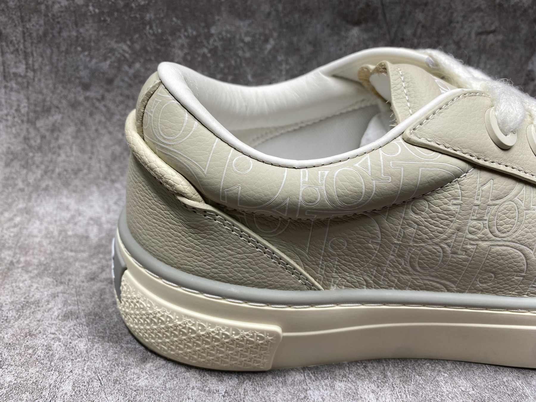 UA D10r B33 Sneaker