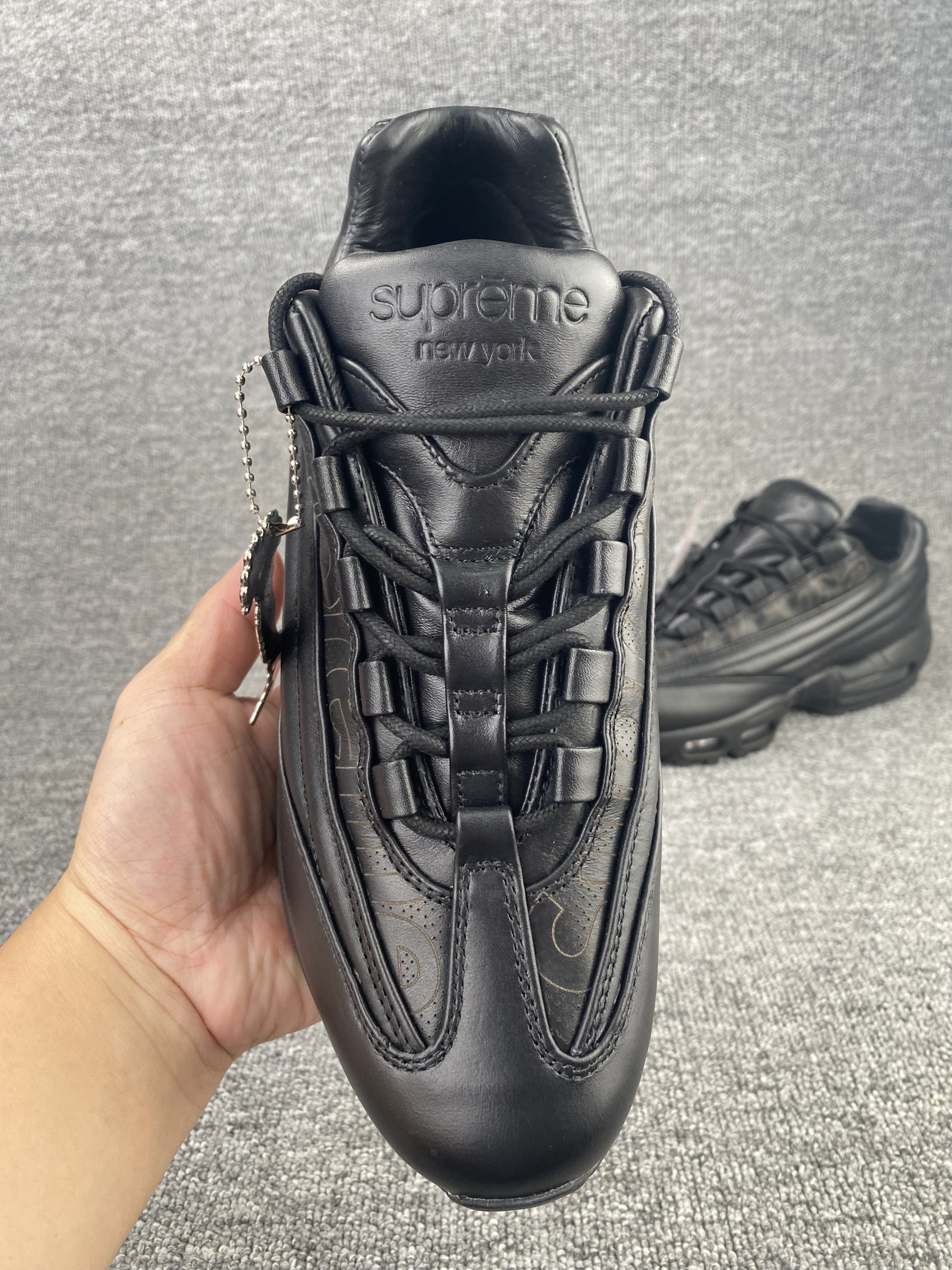 UA Nike Air Max 95