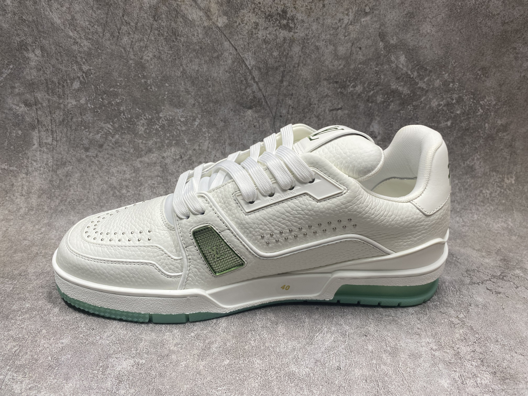 UA LV trainer Sneakers